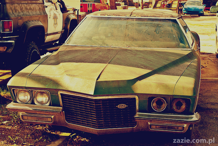 stare amerykańskle samochody old american cars