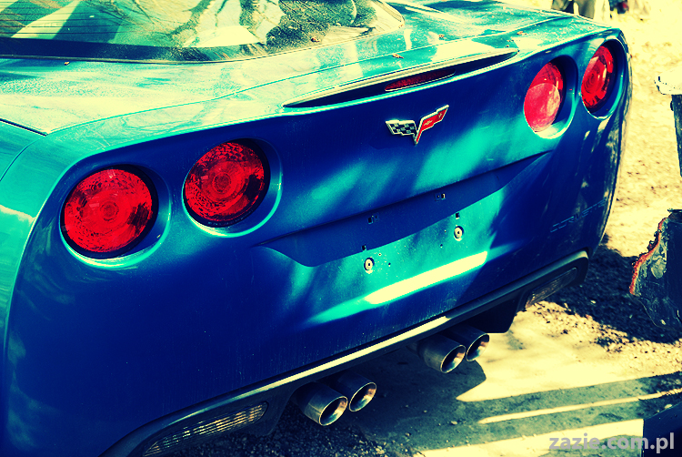 stare amerykańskle samochody old american cars