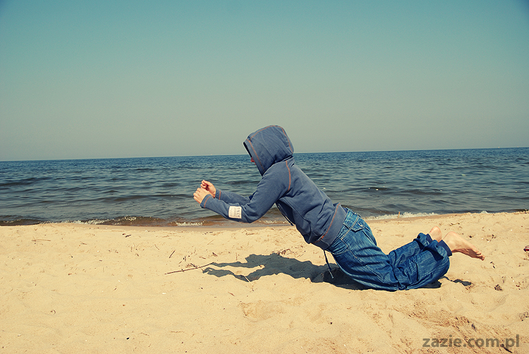 Kumok i Miszur mopsy mopsiki pugs nad morzem