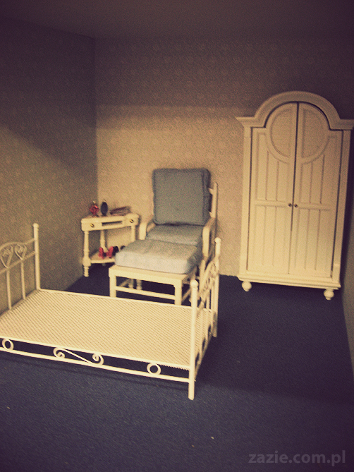 pontypridd south wales doll house emporium