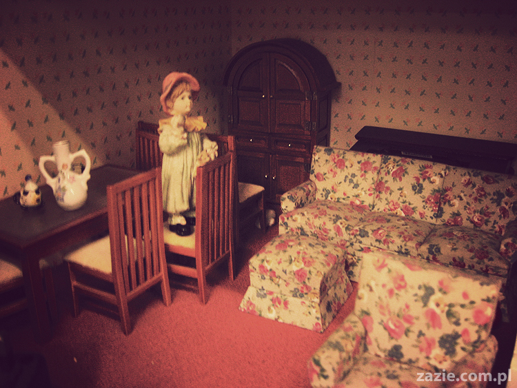 pontypridd south wales doll house emporium