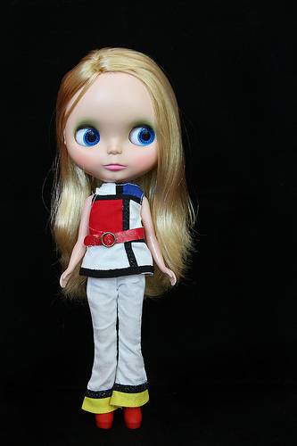 blythe_mondrian_2001_b