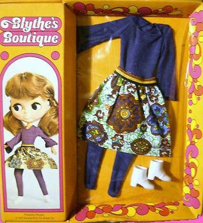 zazie_blytheopedia_blythe_kenner_outfit_pinafore_purple