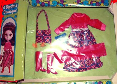 zazie_blytheopedia_blythe_kenner_outfit_priceless_parfait