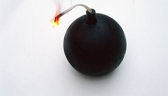 how-survive-explosion.590x337