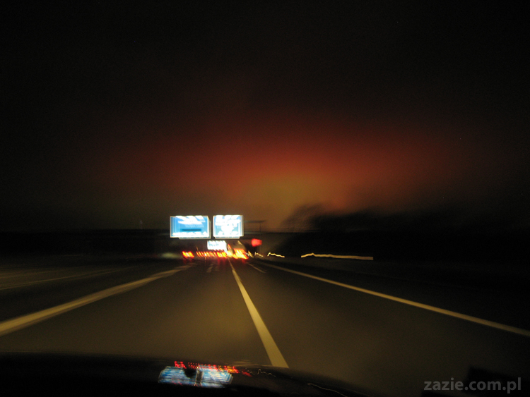 czerwona łuna nad Monachium