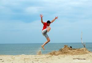 dzika plaża po sezonie