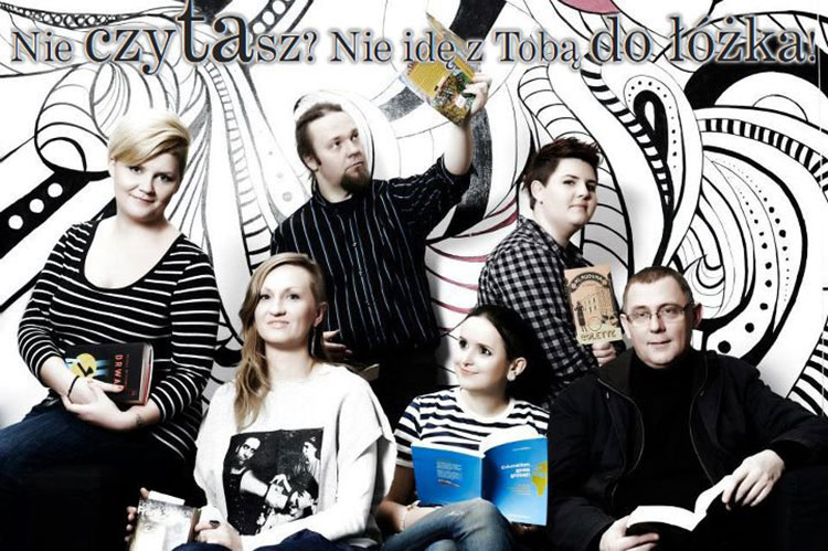 akcja Nie czytasz Nie idę z Tobą do łóżka Qlub Xiążkowy u Naszych Sąsiadów Kazia Szczuka Anna Laszuk Jacek Dehnel Sylwia Chutnik Kapela ze Wsi Warszawa Paweł Althamer Jeż Jerzy Marcin Szczygielski Olga Gromek Zazie Syd Breslauer mopsy Kumok Miszur Bianka Siwińska Nasta Niakrasawa Marta Syrwid Betty Q & Crew Monika Banach Monika Czaplicka Nie czytasz? Nie idę z Tobą do łóżka! Qlub Xiążkowy u Naszych Sąsiadów Kazia Szczuka Anna Laszuk Jacek Dehnel Sylwia Chutnik Kapela ze Wsi Warszawa Paweł Althamer Jeż Jerzy Marcin Szczygielski Olga Gromek Zazie Syd Breslauer mopsy Kumok Miszur Bianka Siwińska Nasta Niakrasawa Marta Syrwid Betty Q & Crew Monika Banach Monika Czaplicka