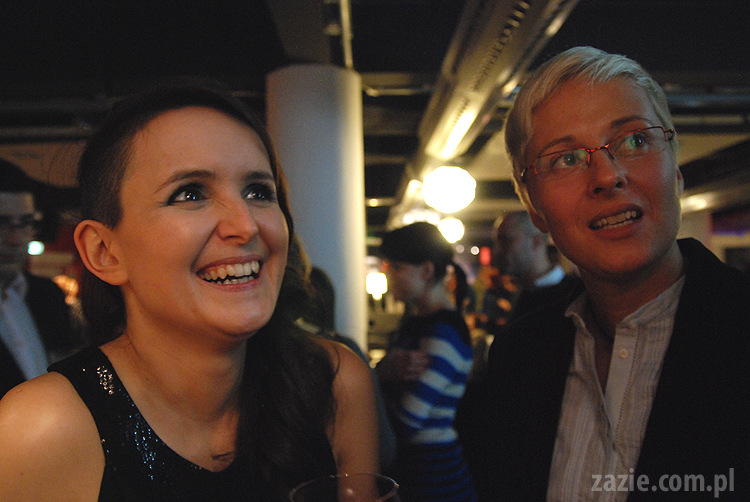 Nie czytasz? Nie idę z Tobą do łóżka! Qlub Xiążkowy u Naszych Sąsiadów Kazia Szczuka Anna Laszuk Jacek Dehnel Sylwia Chutnik Kapela ze Wsi Warszawa Paweł Althamer Jeż Jerzy Marcin Szczygielski Olga Gromek Zazie Syd Breslauer mopsy Kumok Miszur Bianka Siwińska Nasta Niakrasawa Marta Syrwid Betty Q & Crew Monika Banach Monika Czaplicka