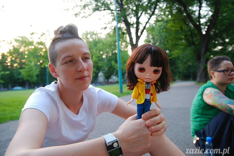 mopsiki mopsy Kumok i Miszur w parku