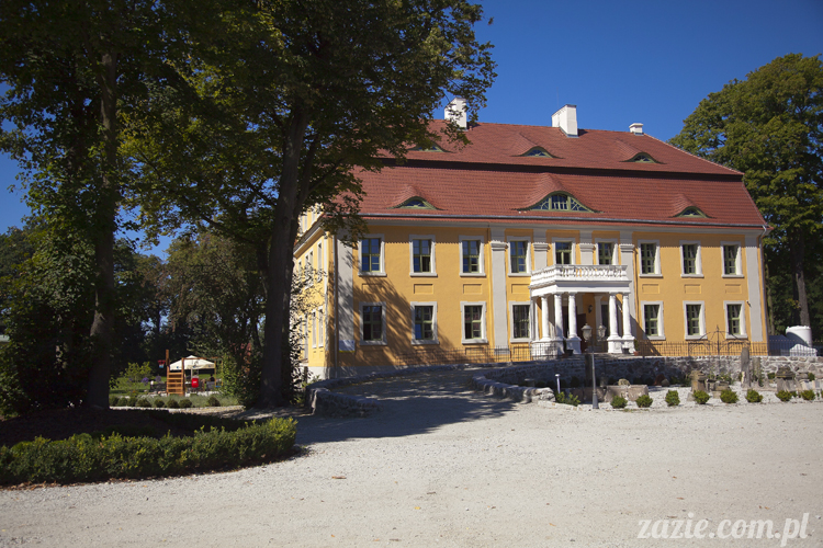 Pałac Wiechlice Szprotawa hotel spa restauracja noclegi golf basen joga konferencje wesela sala balowa bankiety catering masaże kosmetyczka aerobik odnowa biologiczna ekologiczny ośrodek wypoczynkowy Pałac Wiechlice Szprotawa hotel spa restauracja noclegi golf basen joga konferencje wesela sala balowa bankiety catering masaże kosmetyczka aerobik odnowa biologiczna ekologiczny ośrodek wypoczynkowy