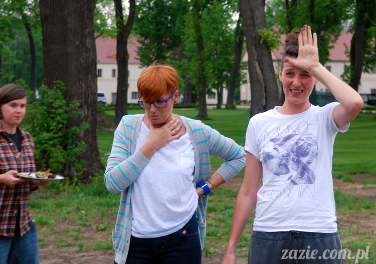 Wakacje Zazie i Syd z mopsami Kumokiem i Miszurem 2012 w Pałacu Wiechlice