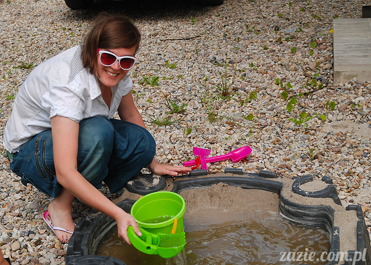Wakacje Zazie i Syd z mopsami Kumokiem i Miszurem 2012 w Pałacu Wiechlice