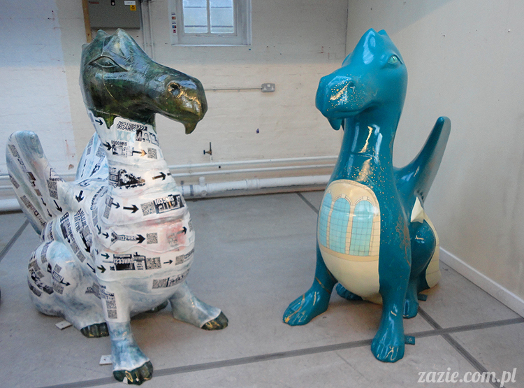 Orka Blythe doll Simply Chocolate custom by Zazie, Sceny z życia smoków