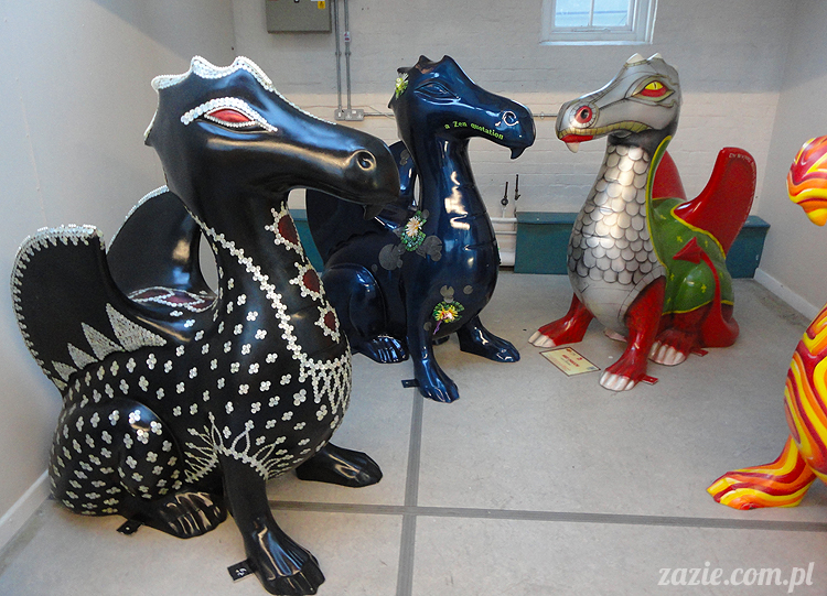 Orka Blythe doll Simply Chocolate custom by Zazie, Sceny z życia smoków