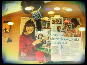 ecie-pecie w pełnej tapecie i z głupią miną – Zazie w gazecie. czyli: moje lalki Blythe lansują się w „Olivii”