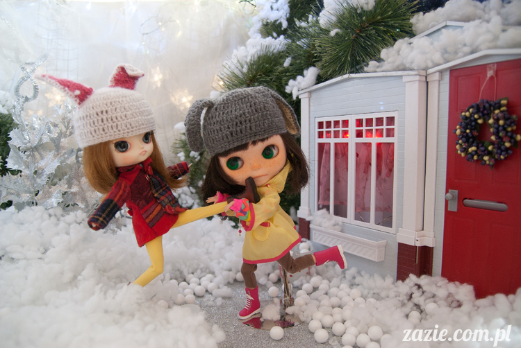 Christmas Xmas Dolls by Zazie, winter diorama with Blythe Simply Chocolate Dal Rot Chan Pullip Ddalgi