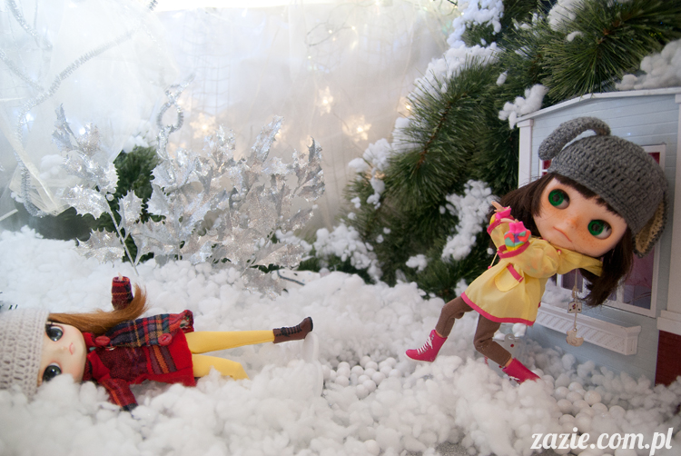 Christmas Xmas Dolls by Zazie, winter diorama with Blythe Simply Chocolate Dal Rot Chan Pullip Ddalgi