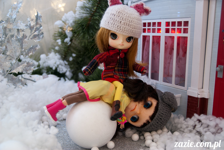 Christmas Xmas Dolls by Zazie, winter diorama with Blythe Simply Chocolate Dal Rot Chan Pullip Ddalgi