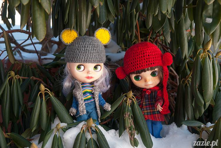 lalka Blythe doll Simply Chocolate & Vanilla custom ooak by Zazie Oh!Zazie, winter time play on the snow ski mountains
