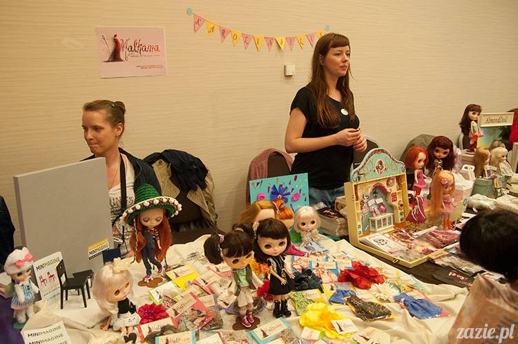 BlytheCon Barcelona april 2013, international Blythe doll convent, custom reroot ooak Blythe Takara Hasbro, sewing dress clothes for Blythe doll, BlytheCon in Spain Barcelona photo by Zazie Oh!Zazie