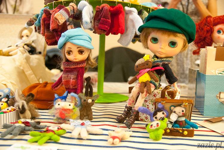 BlytheCon Barcelona april 2013, international Blythe doll convent, custom reroot ooak Blythe Takara Hasbro, sewing dress clothes for Blythe doll, BlytheCon in Spain Barcelona photo by Zazie Oh!Zazie