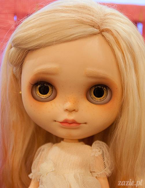 BlytheCon Barcelona april 2013, international Blythe doll convent, custom reroot ooak Blythe Takara Hasbro, sewing dress clothes for Blythe doll, BlytheCon in Spain Barcelona photo by Zazie Oh!Zazie