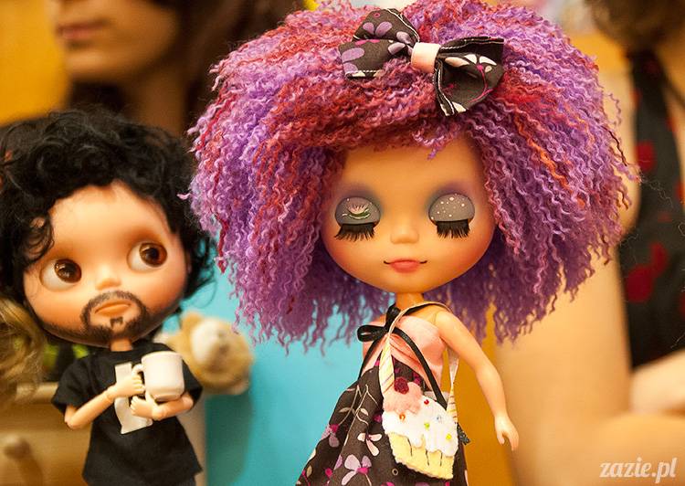 BlytheCon Barcelona april 2013, international Blythe doll convent, custom reroot ooak Blythe Takara Hasbro, sewing dress clothes for Blythe doll, BlytheCon in Spain Barcelona photo by Zazie Oh!Zazie