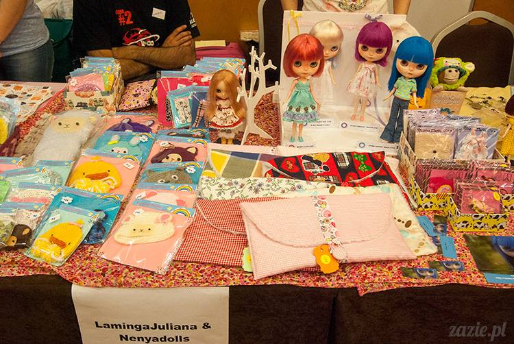 BlytheCon Barcelona april 2013, international Blythe doll convent, custom reroot ooak Blythe Takara Hasbro, sewing dress clothes for Blythe doll, BlytheCon in Spain Barcelona photo by Zazie Oh!Zazie