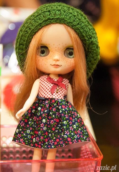 BlytheCon Barcelona april 2013, international Blythe doll convent, custom reroot ooak Blythe Takara Hasbro, sewing dress clothes for Blythe doll, BlytheCon in Spain Barcelona photo by Zazie Oh!Zazie