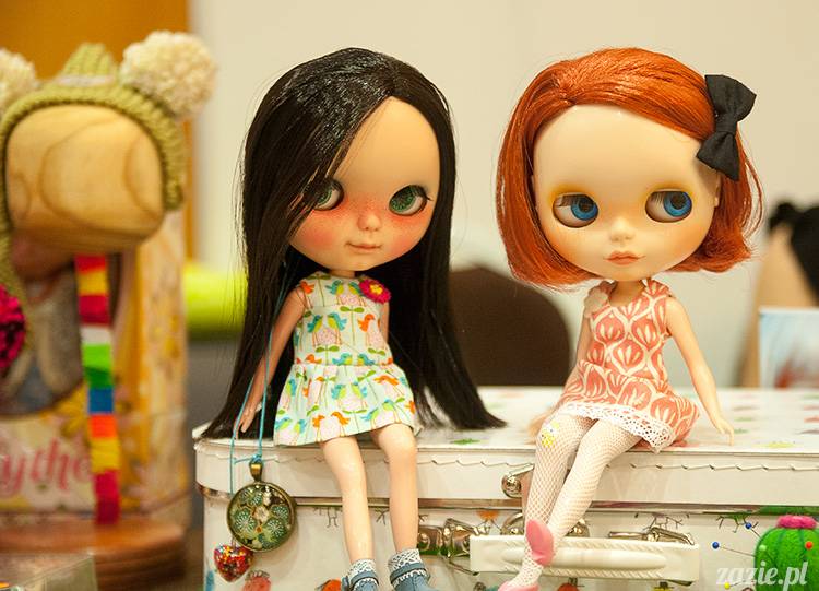 BlytheCon Barcelona april 2013, international Blythe doll convent, custom reroot ooak Blythe Takara Hasbro, sewing dress clothes for Blythe doll, BlytheCon in Spain Barcelona photo by Zazie Oh!Zazie