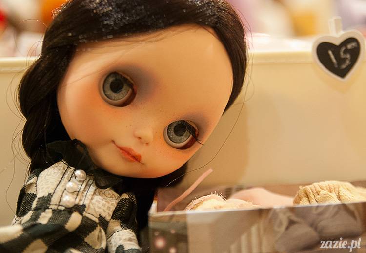 BlytheCon Barcelona april 2013, international Blythe doll convent, custom reroot ooak Blythe Takara Hasbro, sewing dress clothes for Blythe doll, BlytheCon in Spain Barcelona photo by Zazie Oh!Zazie