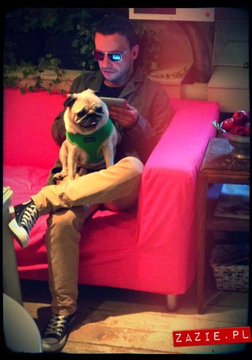 kawiarnia Posłaniec Uczuć, Glogera 6, Stara Ochota, Zazie i Syd oraz mopsy Kumok i Miszur