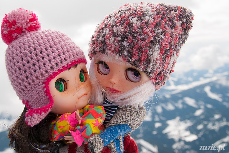 Zazie Blythe dolls Oh!Zazie custom ooak Simply Chocolate & Simply Vanilla winter ski mountains dev.zazie.com.pl