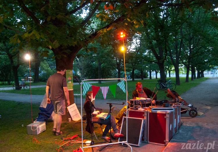 Piknik Ochocian czerwiec 2013 Park Wielkopolski Warszawa Ochota, Ochocianie Sąsiedzi, Posłaniec Uczuć