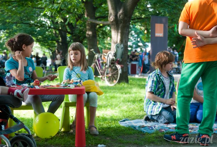 Piknik Ochocian czerwiec 2013 Park Wielkopolski Warszawa Ochota, Ochocianie Sąsiedzi, Posłaniec Uczuć