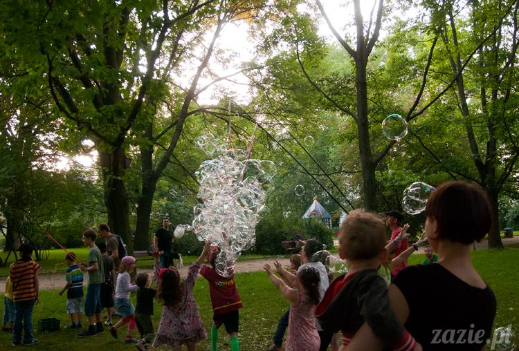 Piknik Ochocian czerwiec 2013 Park Wielkopolski Warszawa Ochota, Ochocianie Sąsiedzi, Posłaniec Uczuć