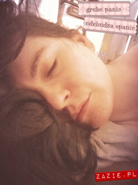 sposoby na bezsenność, nie mogę spać, problemy z zaśnięciem, leki i suplementy nasenne, akupresura na sen