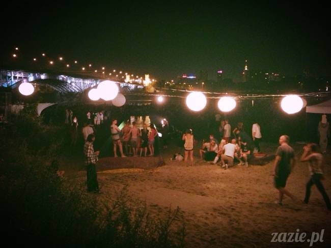 klub Temat Rzeka, miejska plaża nad Wisłą, Warszawa