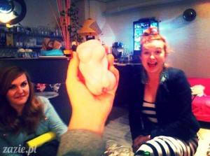 cydrowa Wyspa Rozkoszy w ochockim Posłańcu Uczuć