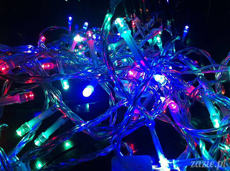 świąteczna sesja zdjęciowa Posłańca Uczuć, scenografia: Monika Sudół i Elwira Pluta, foto: Szymon Szcześniak, lalki: Zazie