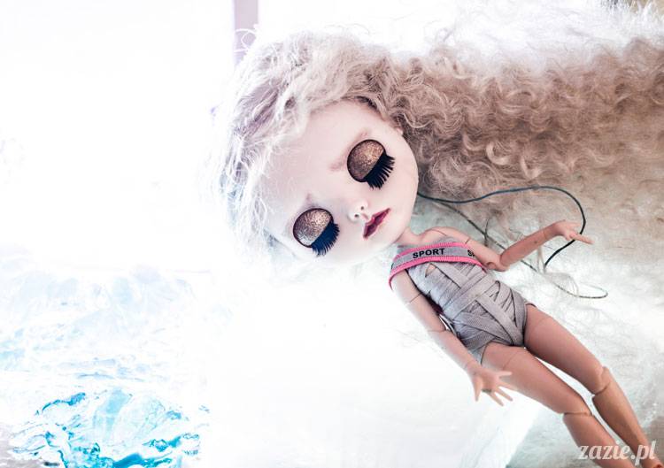 świąteczna sesja zdjęciowa Posłańca Uczuć, scenografia: Monika Sudół i Elwira Pluta, foto: Szymon Szcześniak, lalki: Zazie