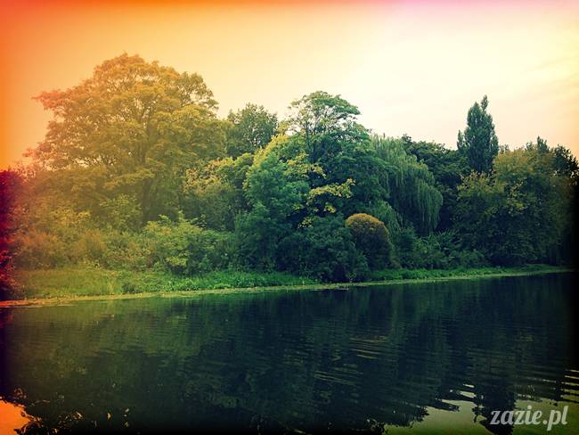 jeziorko kamionkowskie w parku skaryszewskim