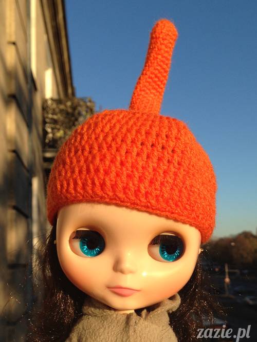 szydełkowe czapki i czapeczki dla lalki Blythe