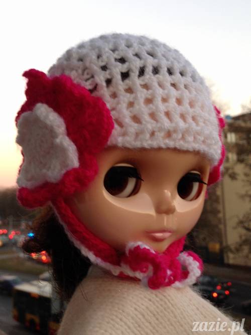 szydełkowe czapki i czapeczki dla lalki Blythe