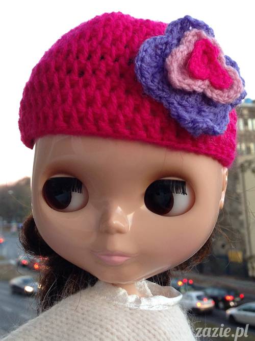 szydełkowe czapki i czapeczki dla lalki Blythe