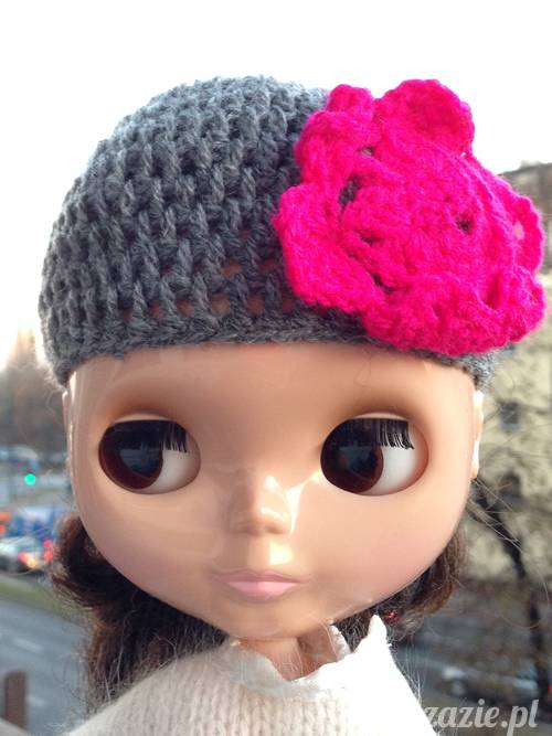 szydełkowe czapki i czapeczki dla lalki Blythe