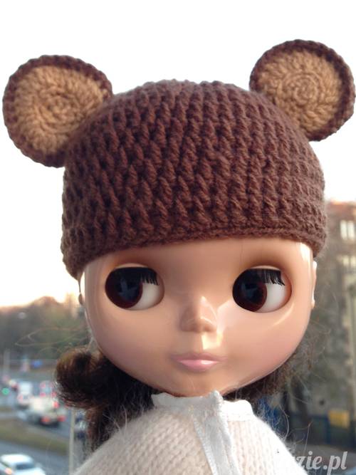 szydełkowe czapki i czapeczki dla lalki Blythe