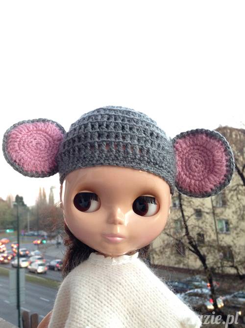 szydełkowe czapki i czapeczki dla lalki Blythe