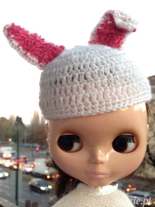 szydełkowe czapki i czapeczki dla lalki Blythe